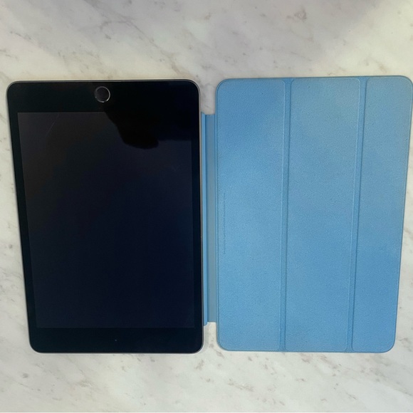 iPad Mini - model 2133 - Picture 5 of 5